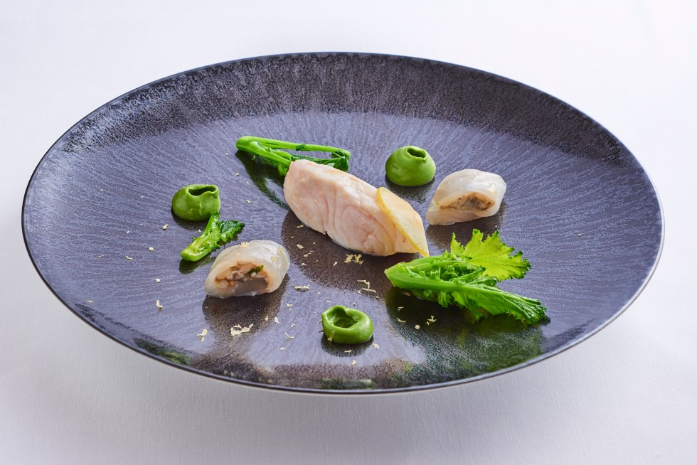 Daurade royale en deux façons le dos rôti au cédrat la ventrèche en ceviche ©Winkelmann