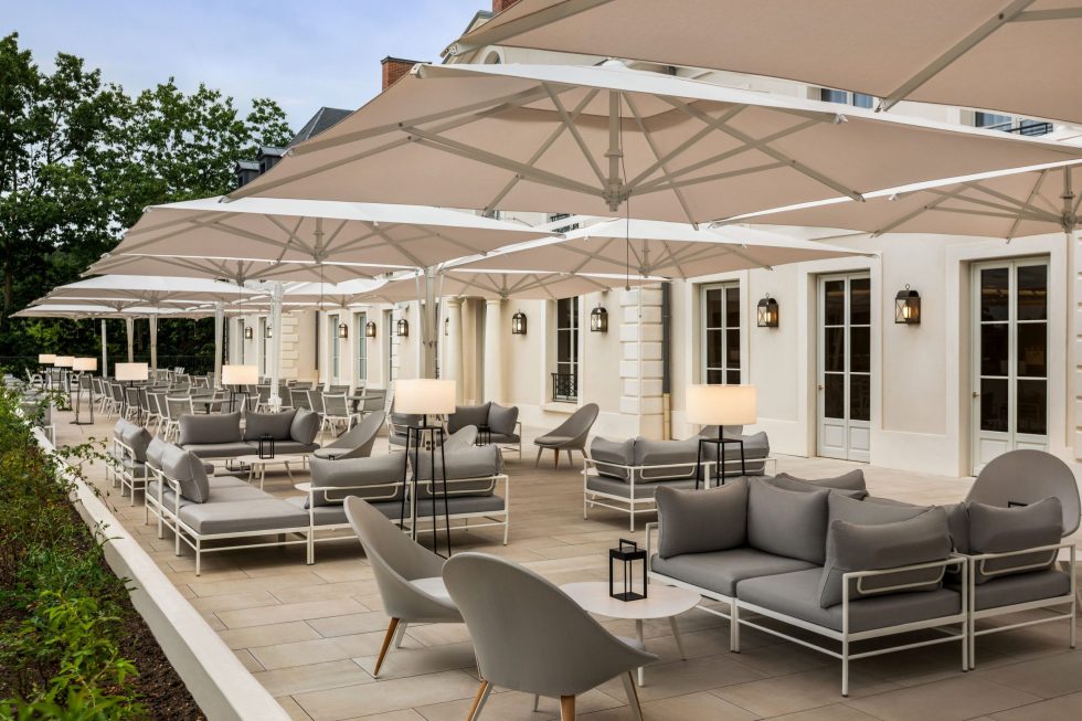 Dolce by Wyndham Versailles Domaine du Montcel bar